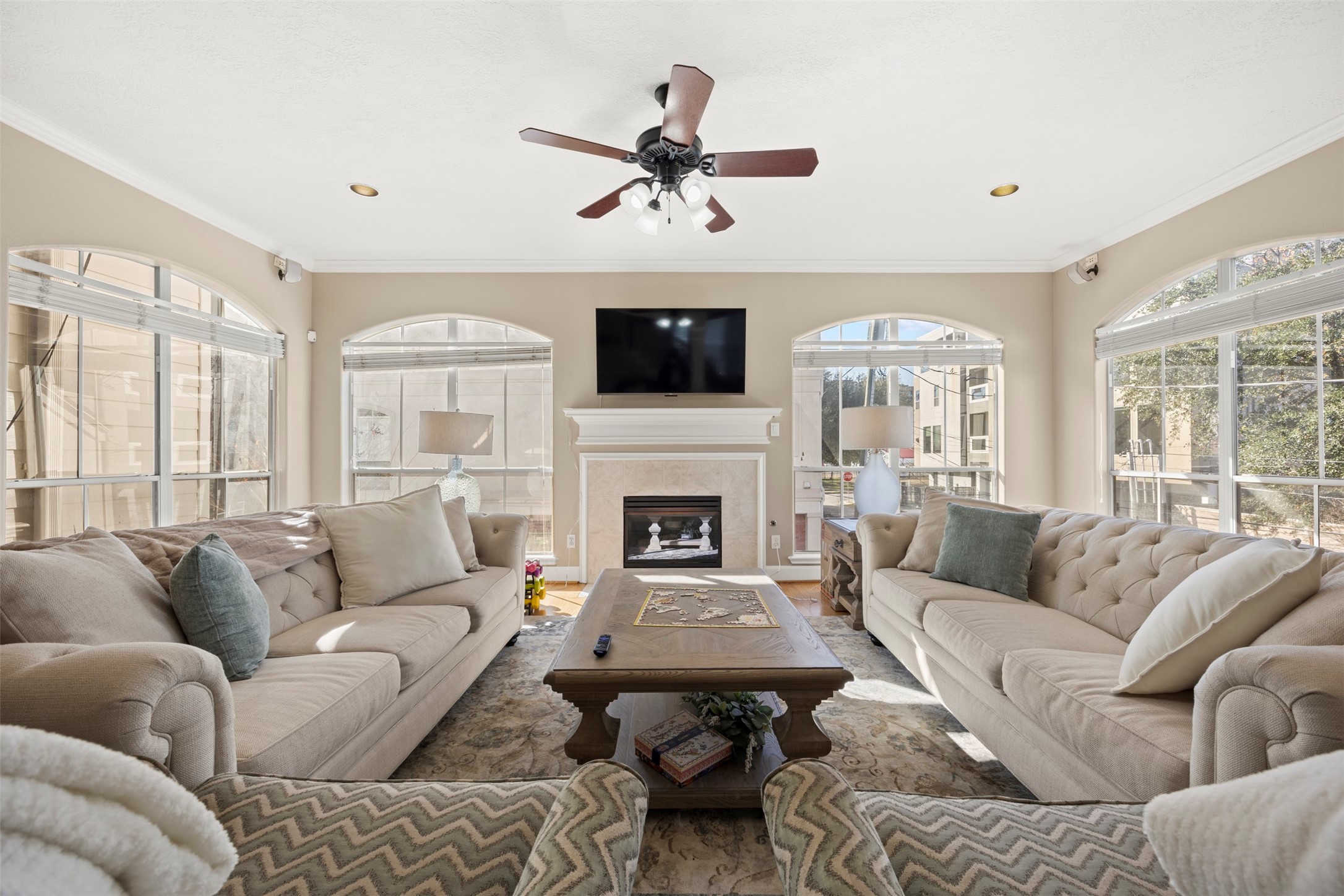 1314 Utah Street Houston, TX 77007 - Photo 8 of 22