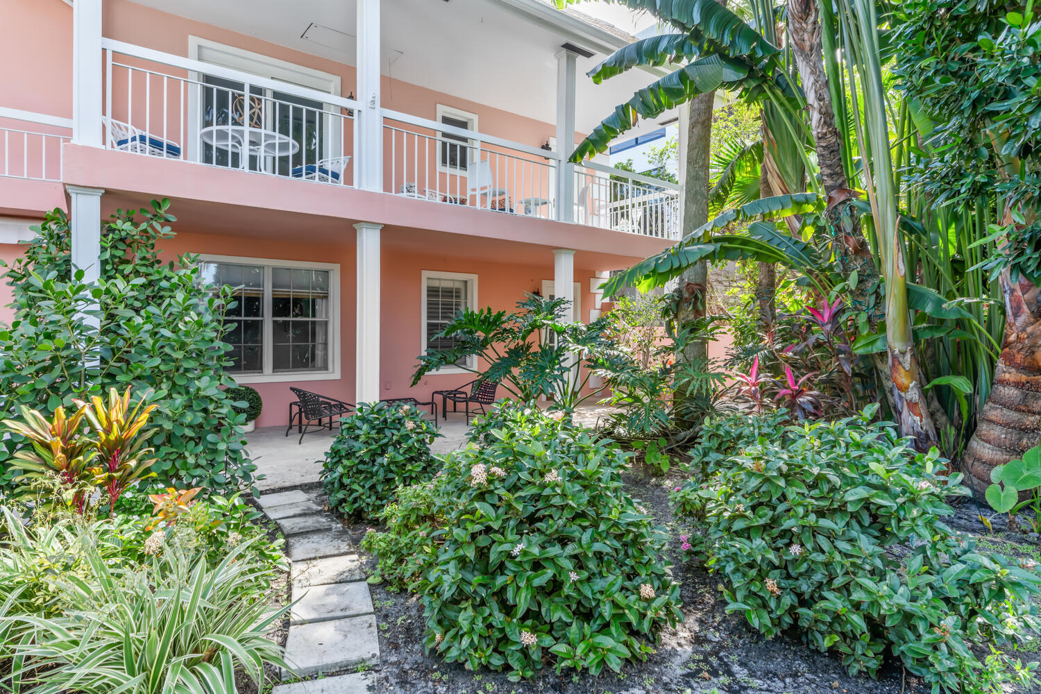 134 Peruvian Avenue, Unit 104 Palm Beach, FL 33480 - Photo 20 of 20 front view of a house with a yard
