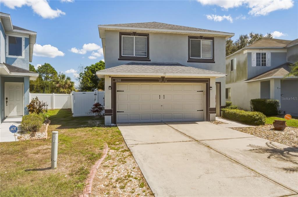 12962 Fennway Ridge Drive Riverview, FL 33579 - Photo 3 of 33