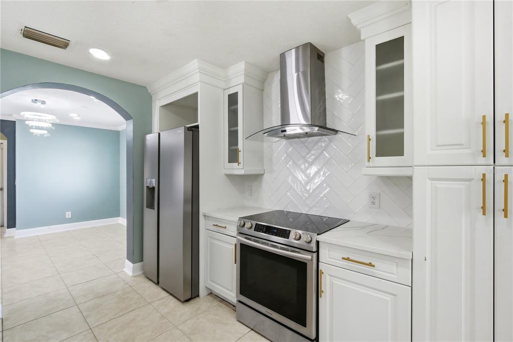 12962 Fennway Ridge Drive Riverview, FL 33579 - Photo 8 of 33