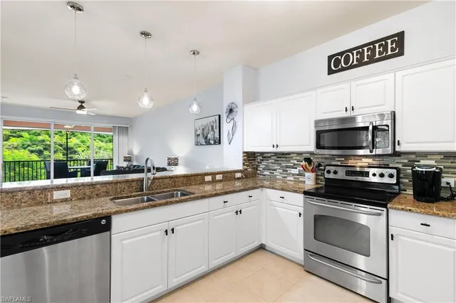 $374,990 | 10021 Heather Lane, Unit 803, Naples, FL 34119