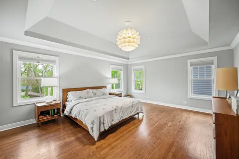 $1,300,000 | 633 Kenilworth Avenue, Glen Ellyn, IL 60137