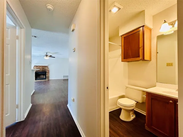 $1,525 | 9303 Kempler Drive, Unit B, Austin, TX 78748