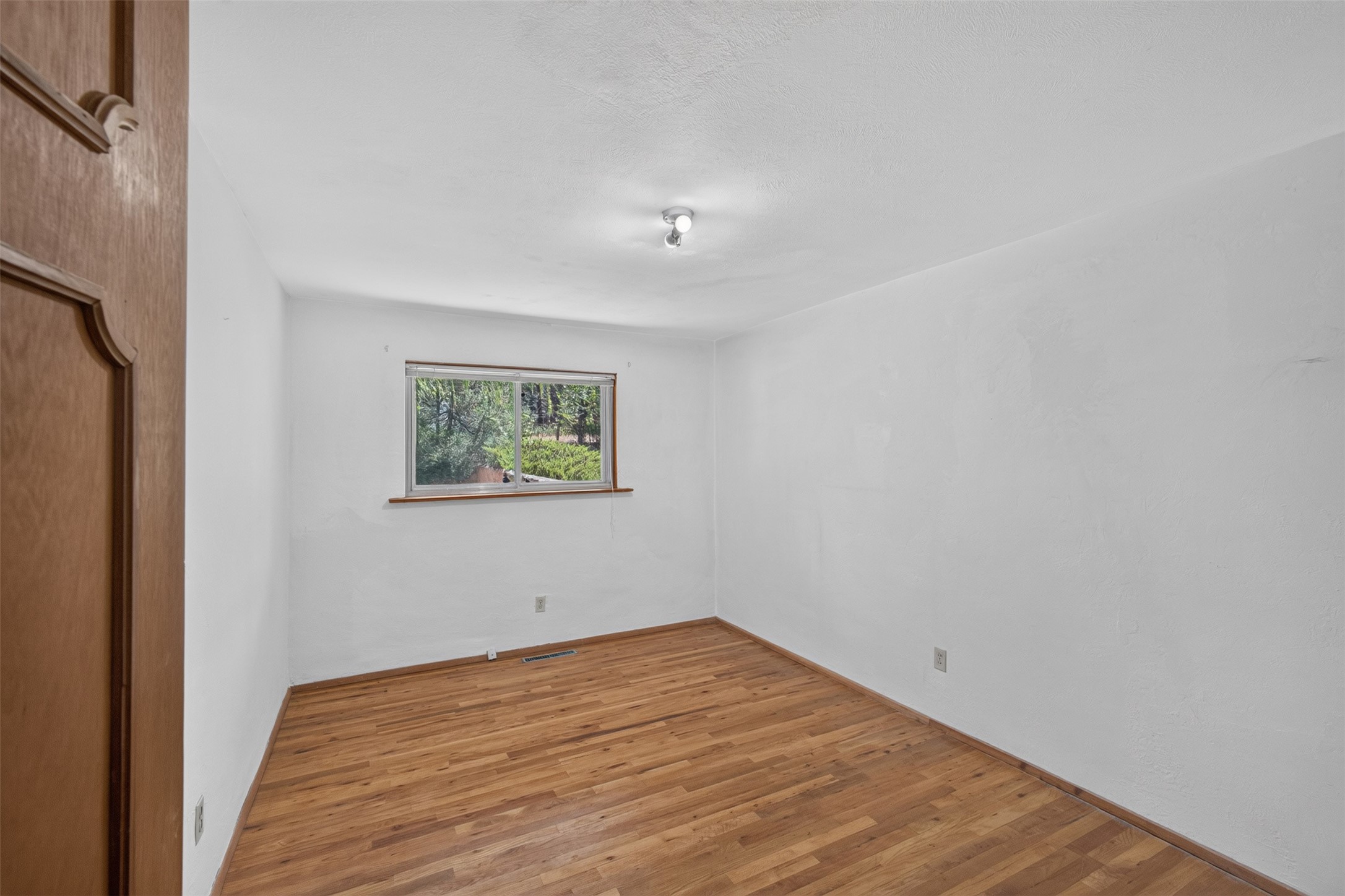 139 Tesuque Village Road Santa Fe, NM 87506 - Photo 15 of 80 Gallery Image 15