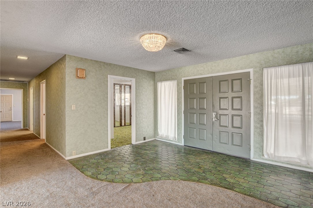 5600 Del Rey Avenue Las Vegas, NV 89146 - Photo 10 of 99