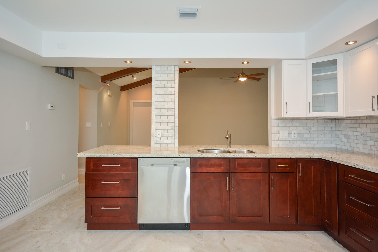 6125 Old Court Road, Unit 234 Boca Raton, FL 33433 - Photo 10 of 35 6125 Old Court Rd Boca Raton-large-023-0