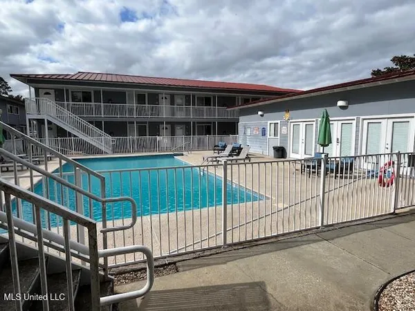 $1,275 | 1664 Beach Boulevard, Unit 148, Biloxi, MS 39531