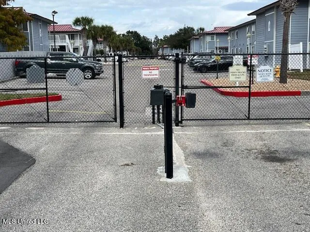 $1,290 | 1664 Beach Boulevard, Unit 148, Biloxi, MS 39531