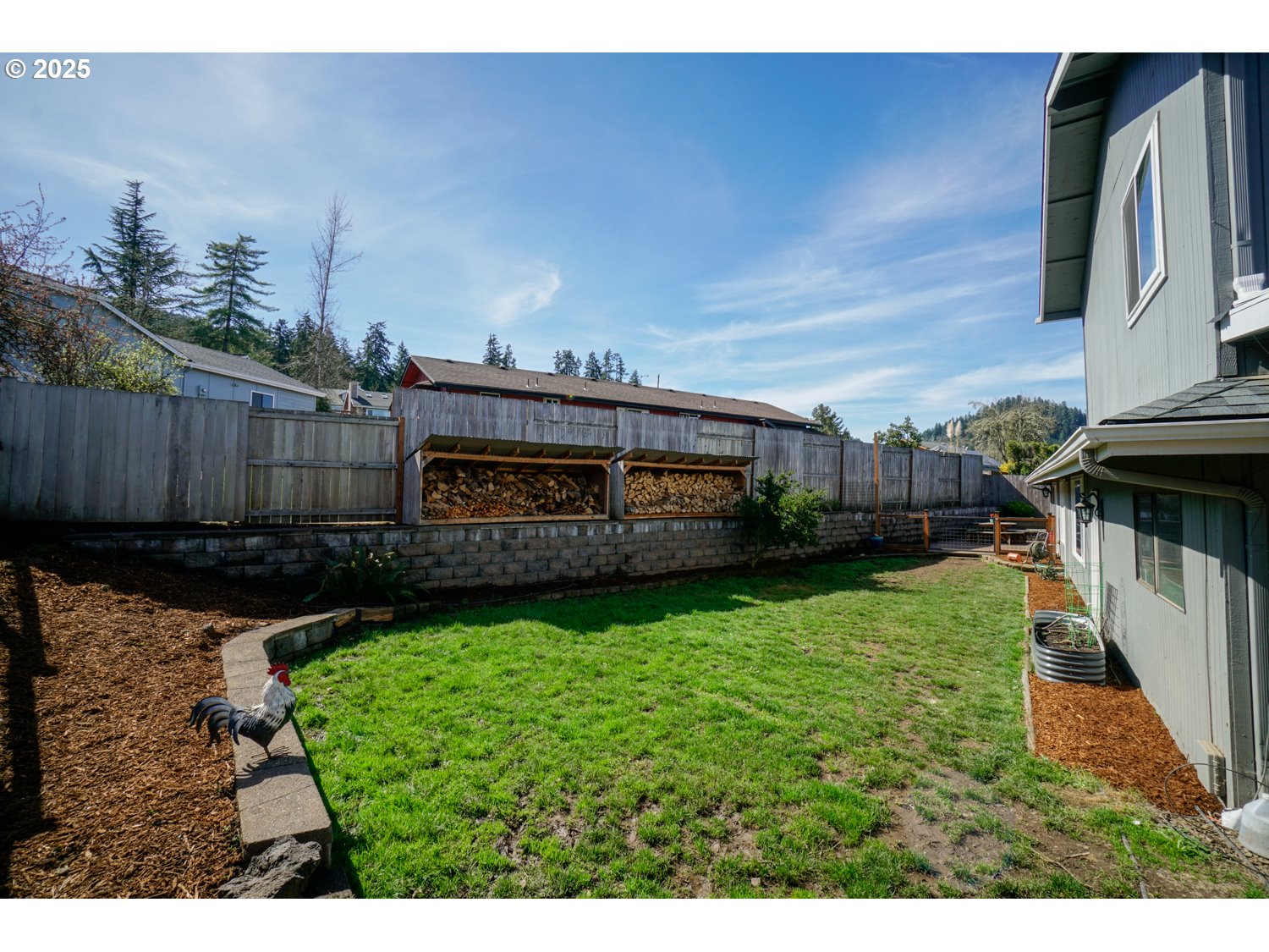 327 South 72nd Street Springfield, OR 97478 - Photo 4 of 48