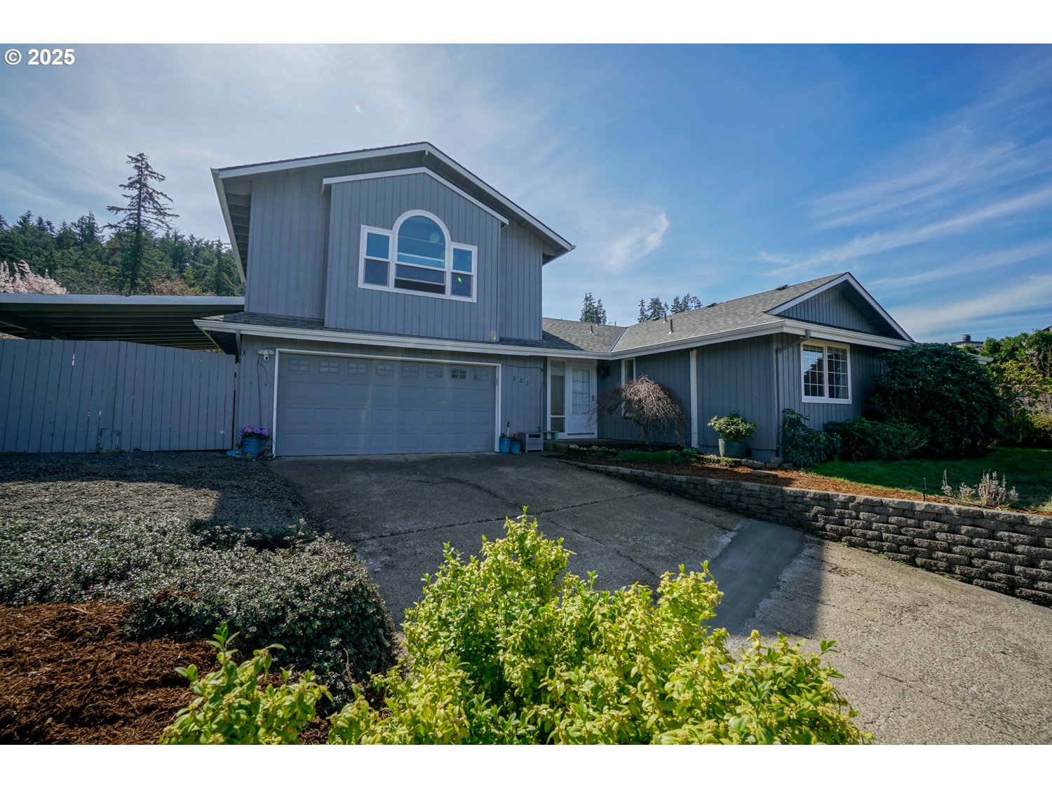 327 South 72nd Street Springfield, OR 97478 - Photo 42 of 48