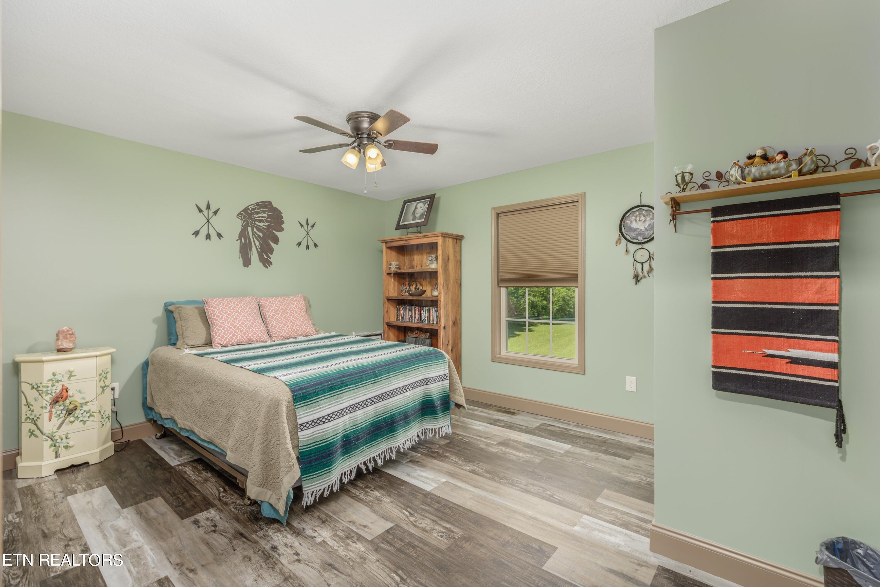 1151 Camellia Road Newport, TN 37821 - Photo 18 of 40 Interior-10.jpg-SMALL