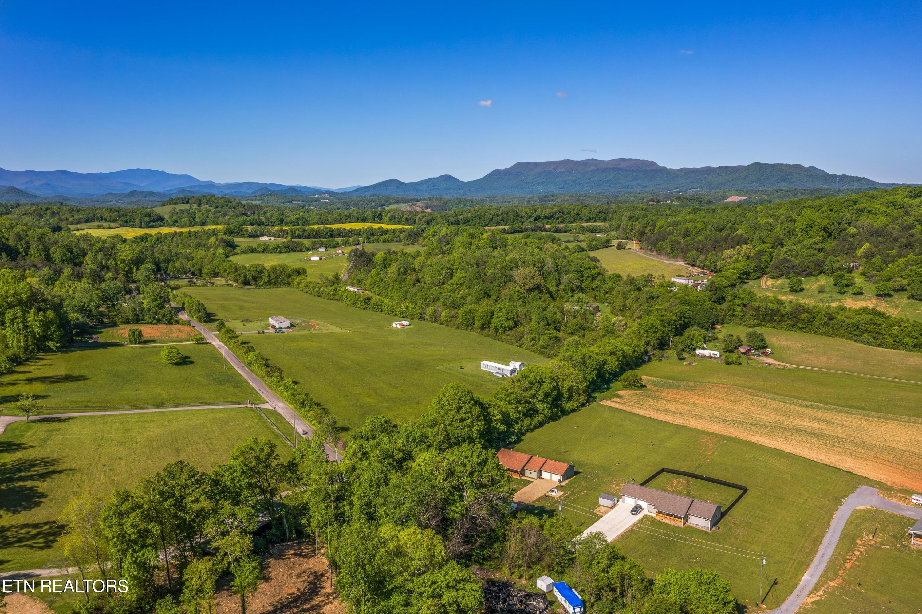 1151 Camellia Road Newport, TN 37821 - Photo 28 of 40 Property-17.jpg-SMALL