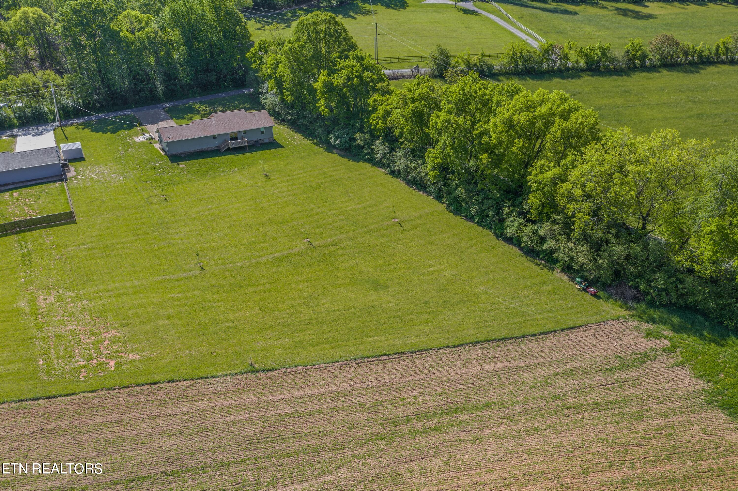 1151 Camellia Road Newport, TN 37821 - Photo 32 of 40 Property-11.jpg-SMALL
