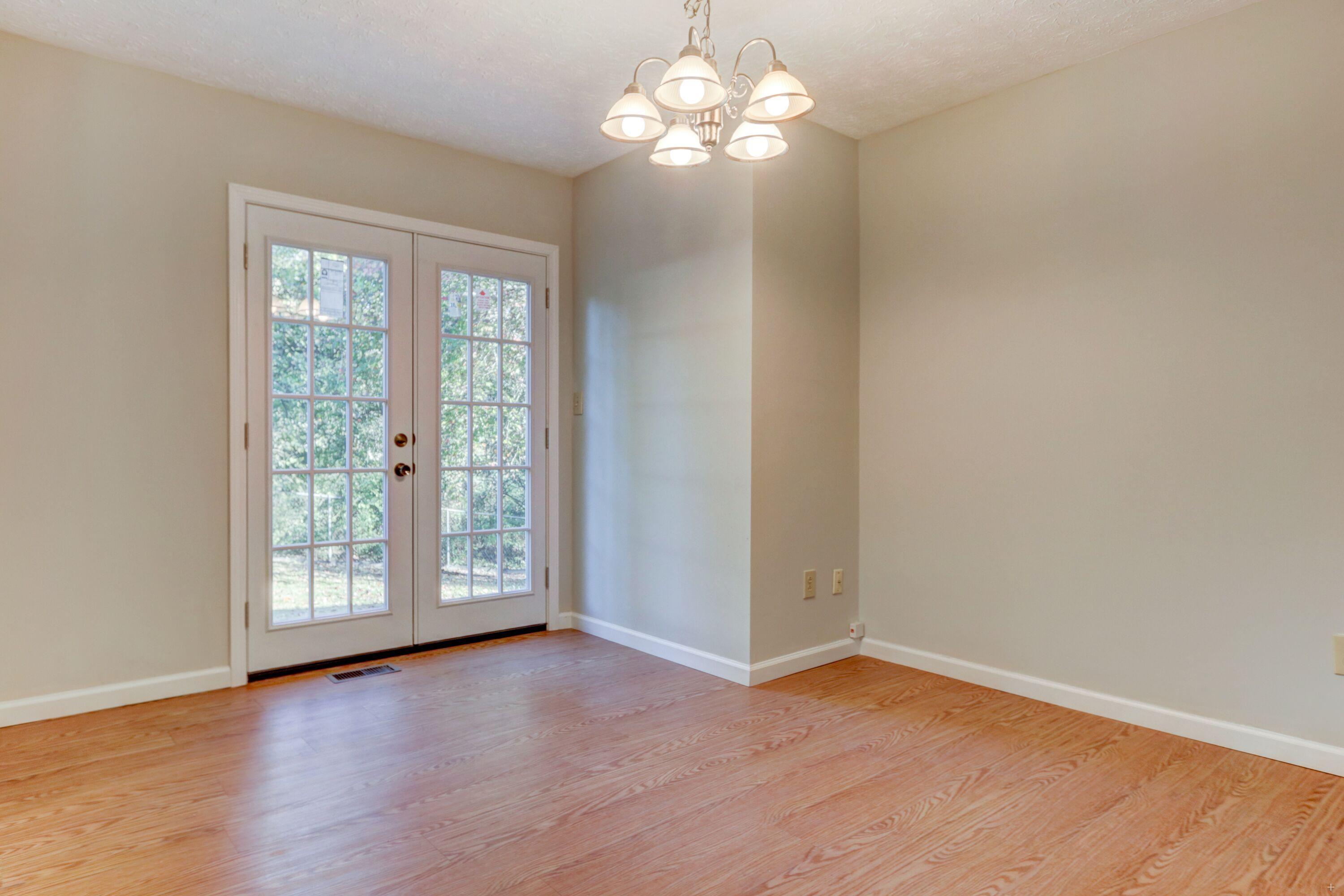 2400 Chukar Road Knoxville, TN 37923 - Photo 9 of 17 Dining Room to Patio