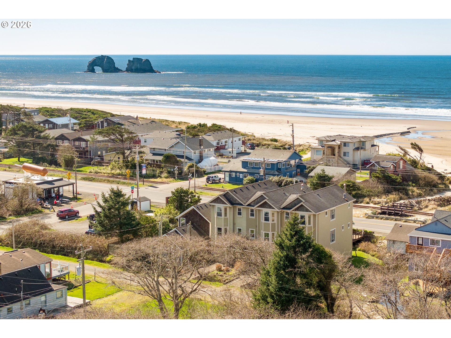 547 Front Street Rockaway Beach, OR 97136 - Photo 2 of 21