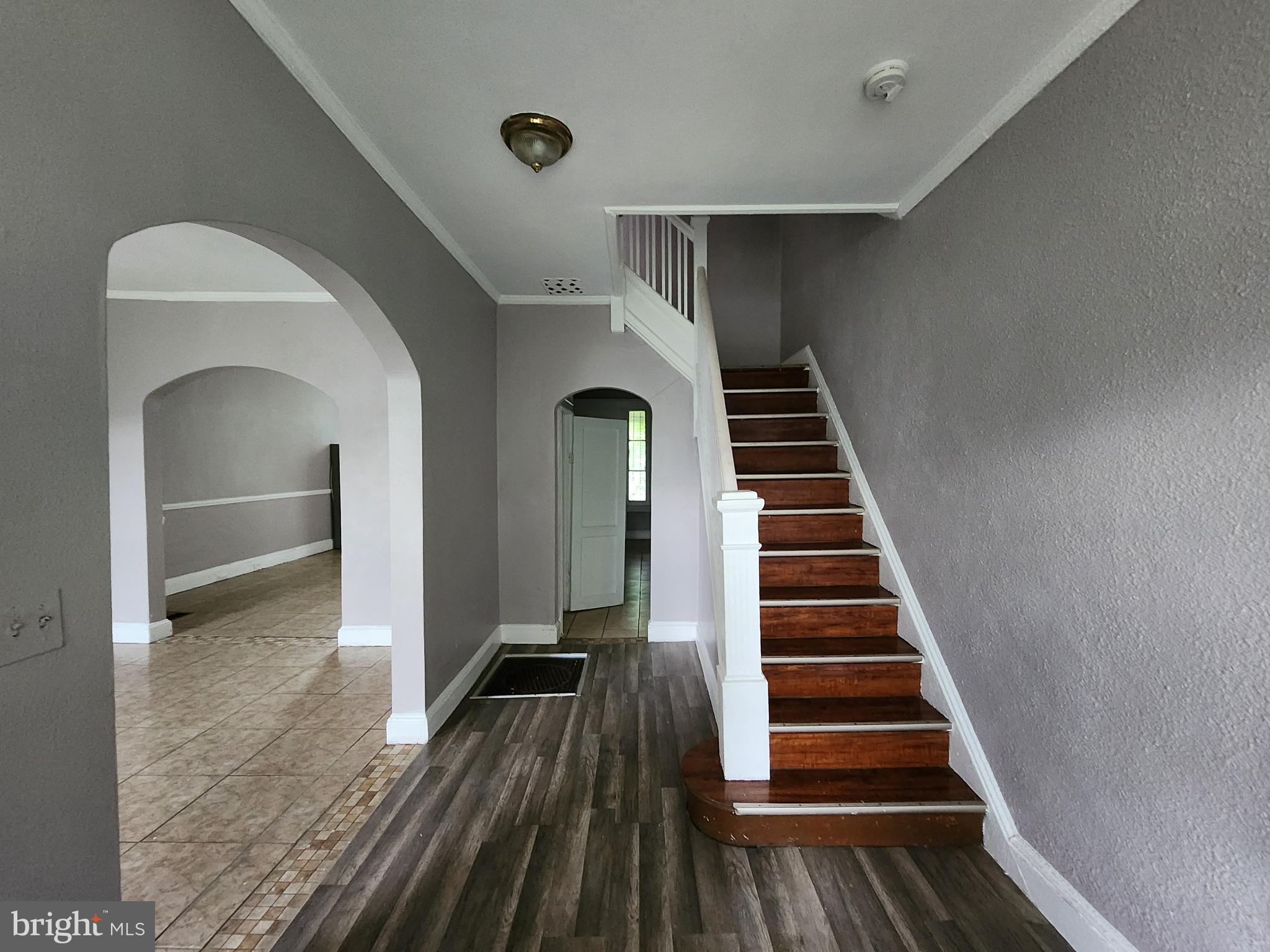 4617 Reisterstown Road Baltimore, MD 21215 - Photo 4 of 32
