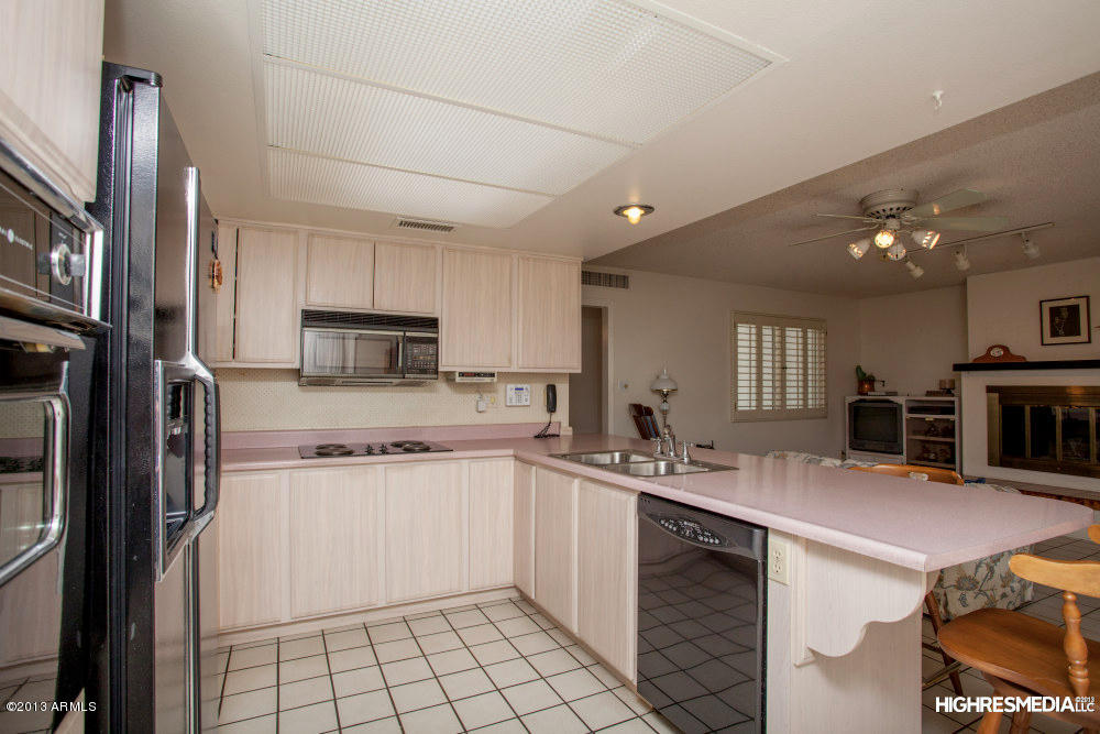 3702 West Shangri-la Road Phoenix, AZ 85029 - Photo 15 of 24 HRM3016w