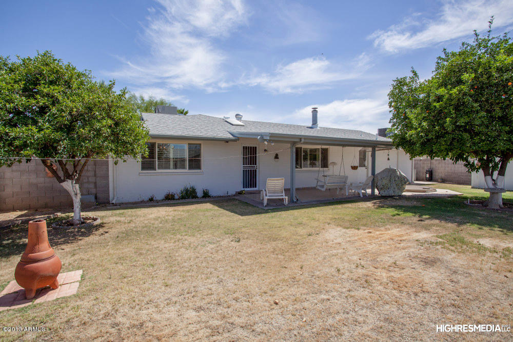 3702 West Shangri-la Road Phoenix, AZ 85029 - Photo 3 of 24 HRM3008w