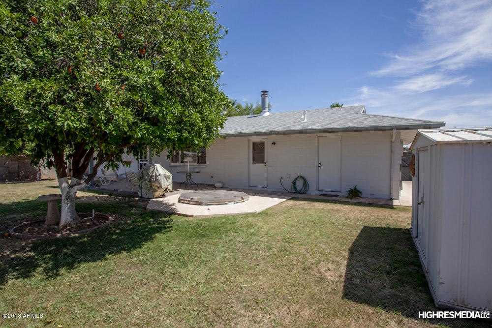 3702 West Shangri-la Road Phoenix, AZ 85029 - Photo 4 of 24 HRM3007w
