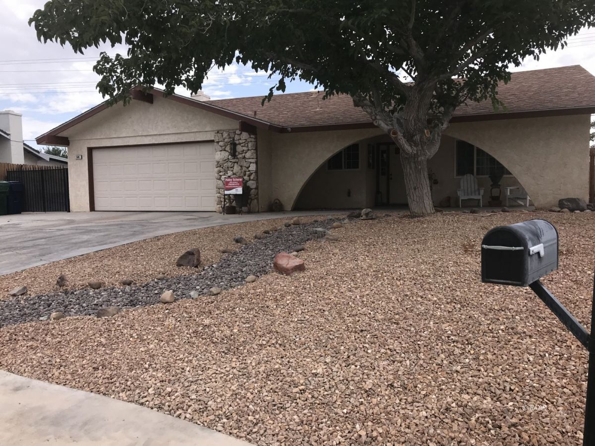 520 Las Posas Street Ridgecrest, CA 93555 - Photo 1 of 1