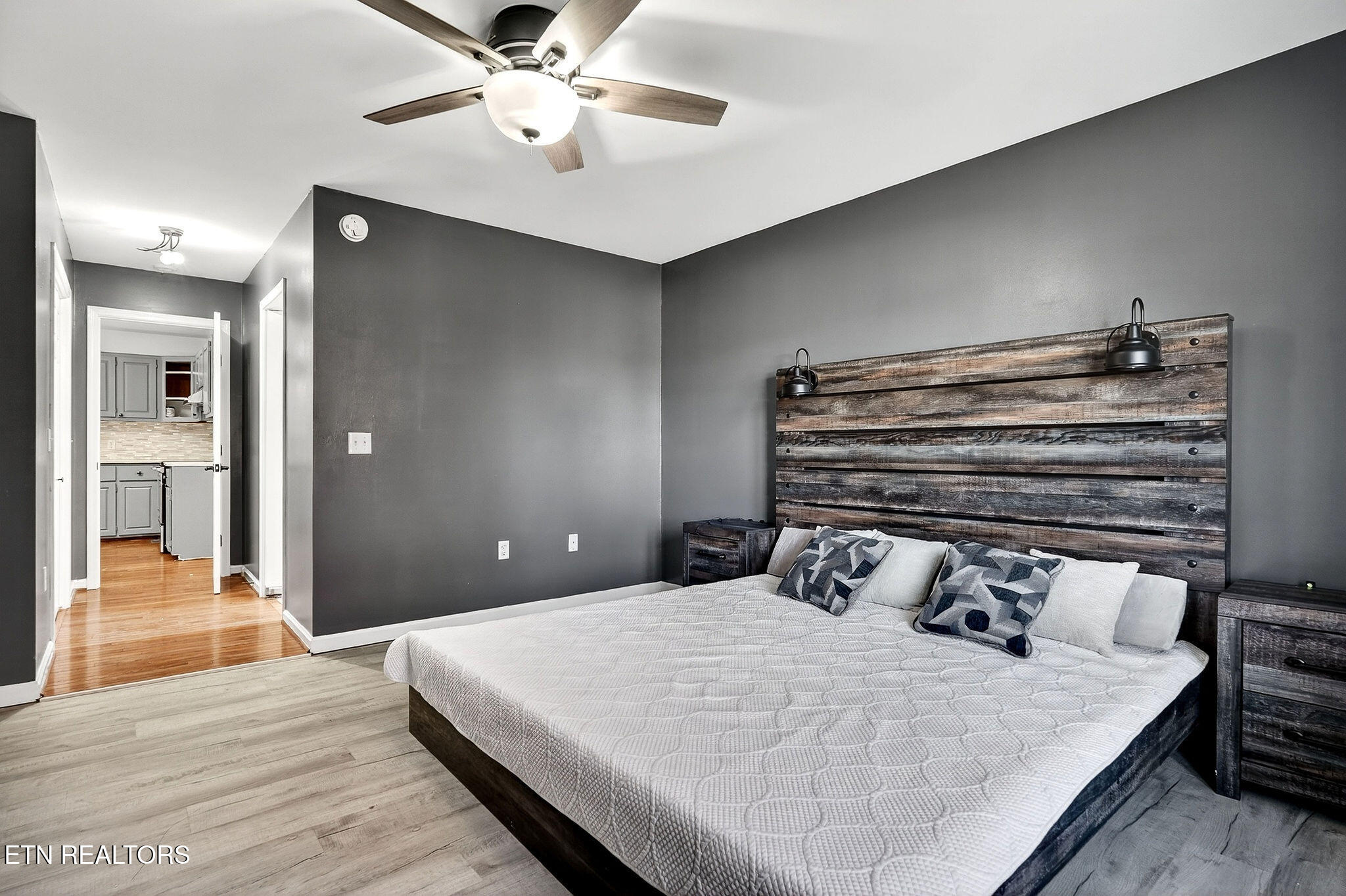 288 Mallory Circle Livingston, TN 38570 - Photo 14 of 35 015_DSC01729