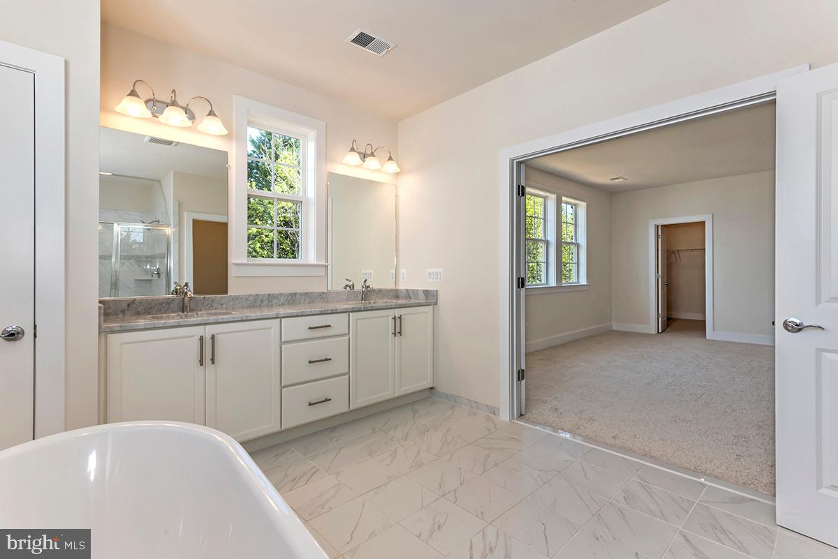 6213 Mcconnell Lane Springfield, VA 22152 - Photo 14 of 29 *Images used are representative only*