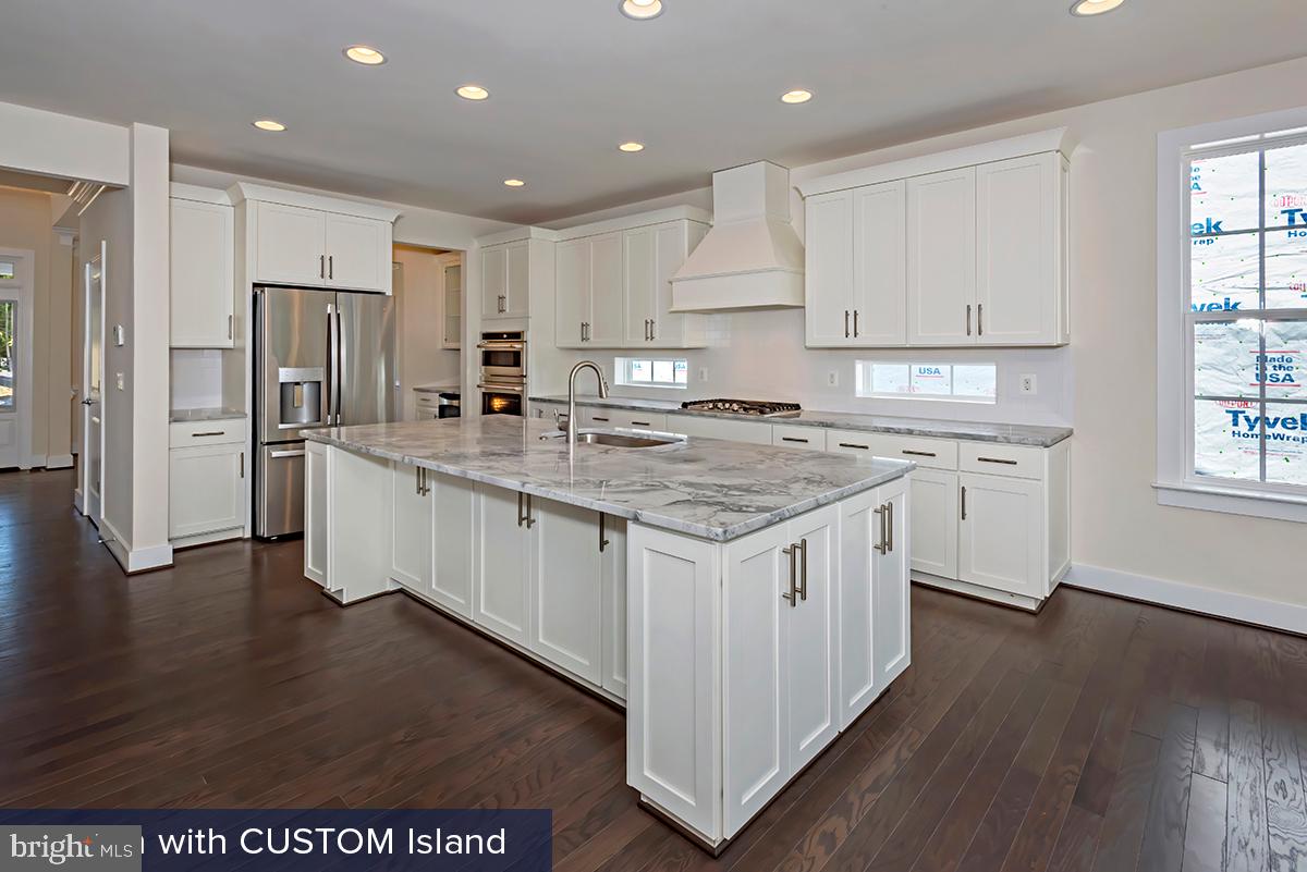 6213 Mcconnell Lane Springfield, VA 22152 - Photo 3 of 29 *Images used are representative only*