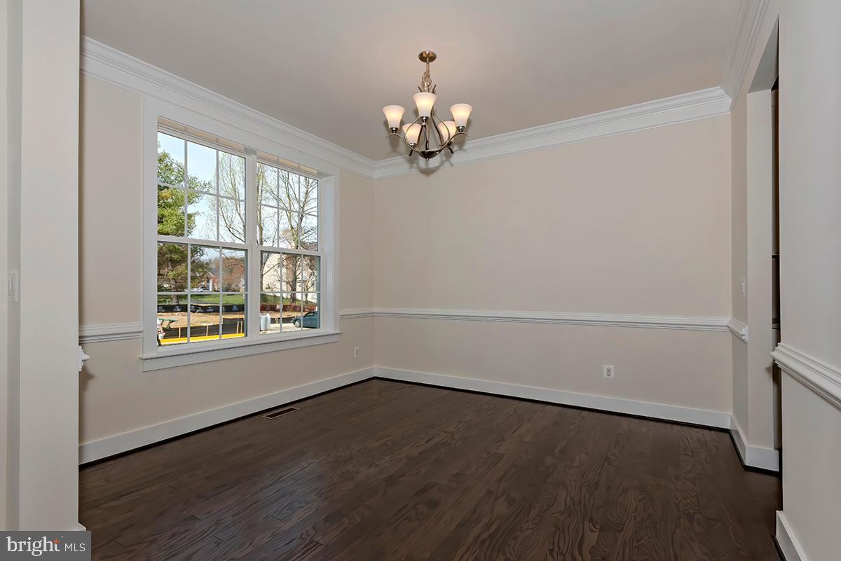 6213 Mcconnell Lane Springfield, VA 22152 - Photo 8 of 29 *Images used are representative only*