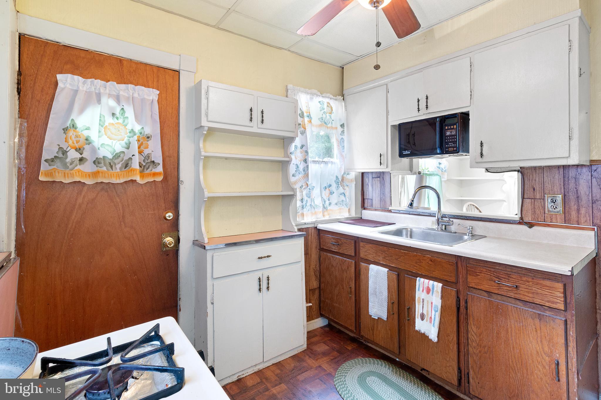 648 Rutherford Avenue Trenton, NJ 08618 - Photo 12 of 25 Gallery Image 12