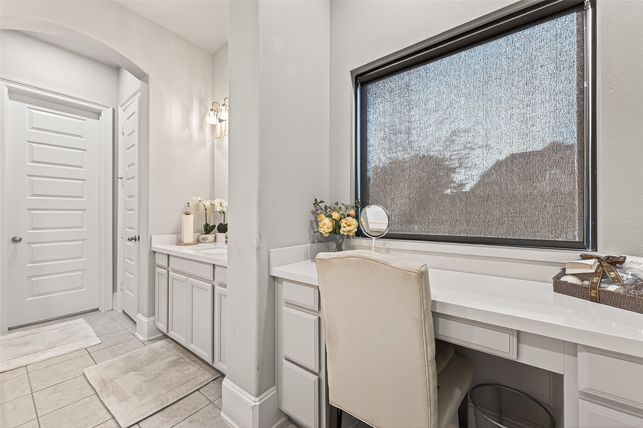 1122 Thyme Rise Lane Richmond, TX 77406 - Photo 32 of 50 a room with a sink and cabinets