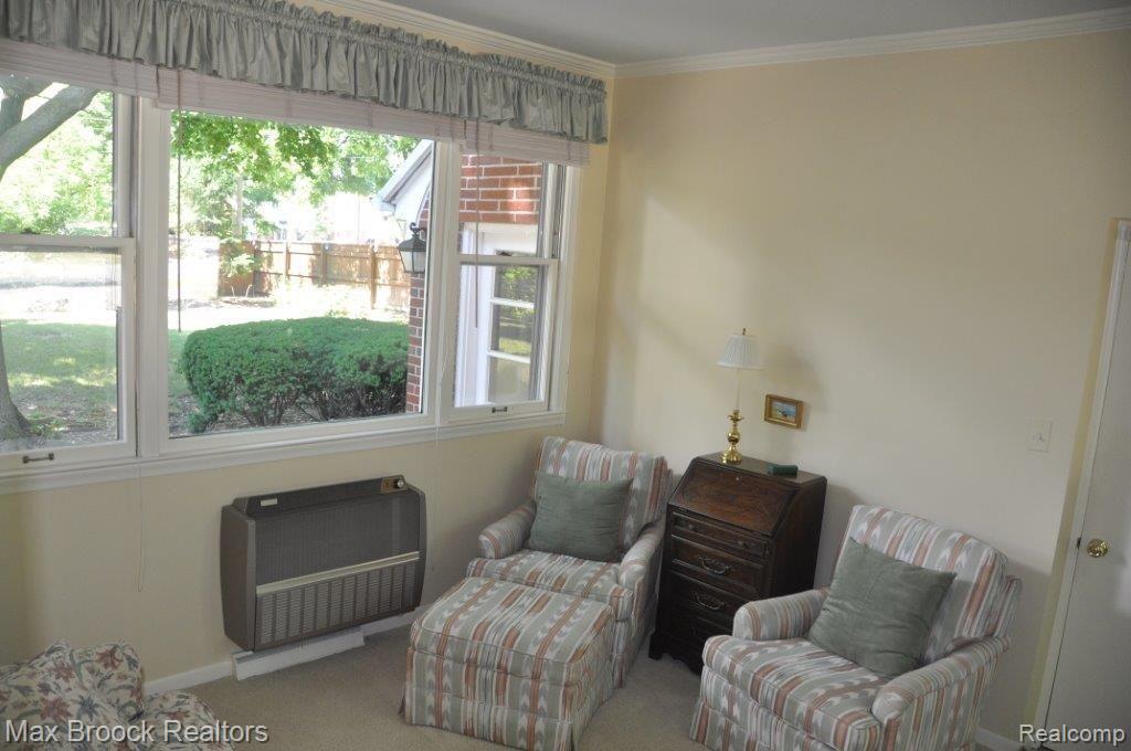 1126 Yorkshire Road Birmingham, MI 48009 - Photo 8 of 26 Florida room