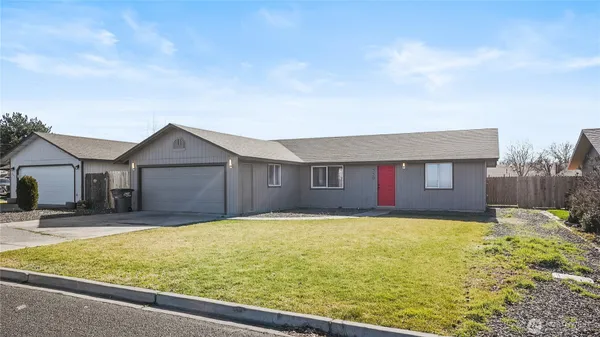 $330,000 | 550 East Olympia Street, Othello, WA 99344