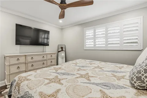 $169,000 | 2800 Indian River Boulevard, Unit 4Q, Vero Beach, FL 32960