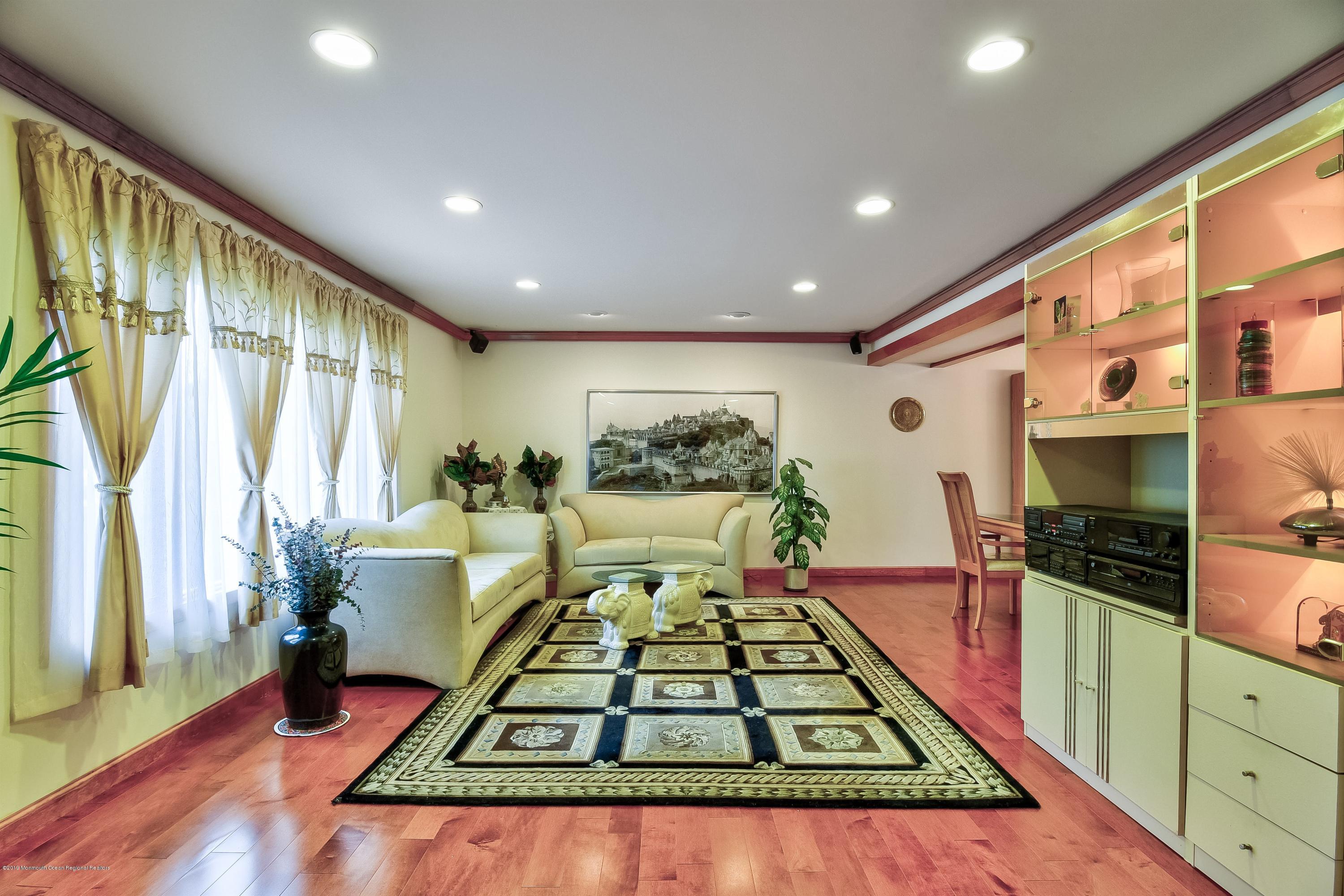 8 Rothbard Road Hazlet, NJ 07730 - Photo 3 of 24 005_Living Room