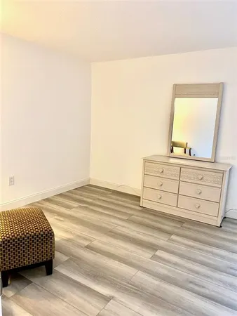 $124,500 | 10032 65th Avenue North, Unit 17, St. Petersburg, FL 33708