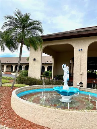 $124,500 | 10032 65th Avenue North, Unit 17, St. Petersburg, FL 33708