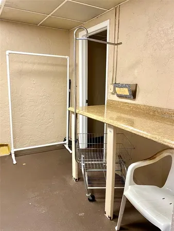 $124,500 | 10032 65th Avenue North, Unit 17, St. Petersburg, FL 33708