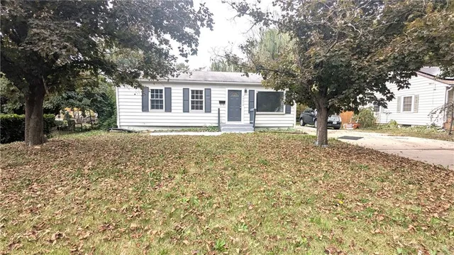 $155,000 | 13516 12 Street, Grandview, MO 64030