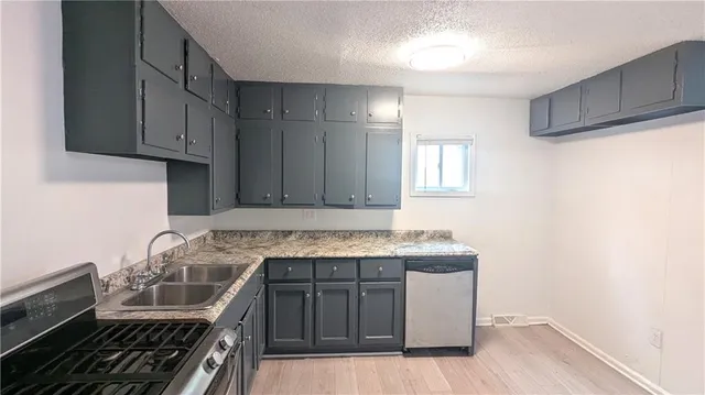 $155,000 | 13516 12 Street, Grandview, MO 64030