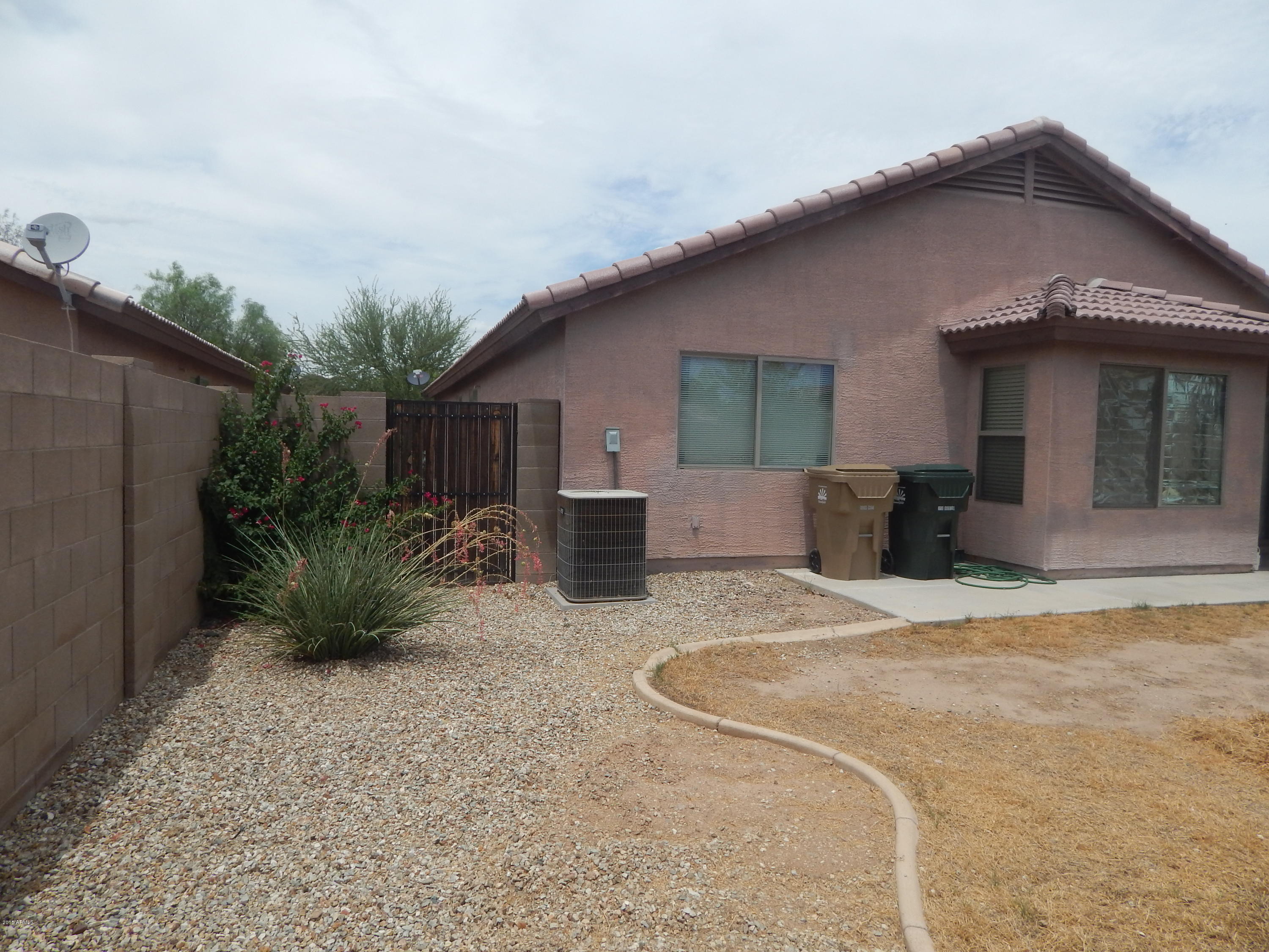 17265 West Apache Street Goodyear, AZ 85338 - Photo 19 of 21 DSCN4321