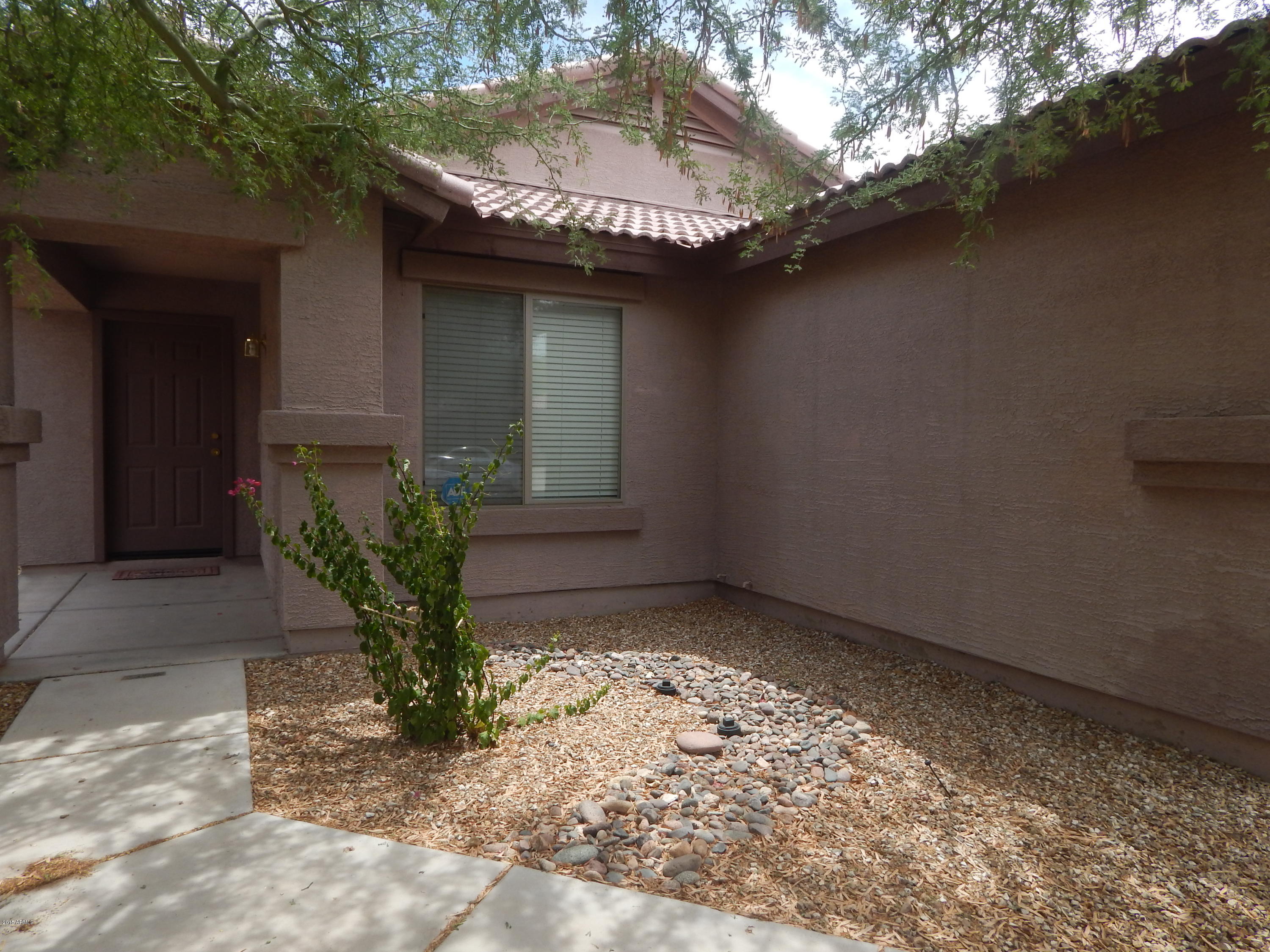 17265 West Apache Street Goodyear, AZ 85338 - Photo 2 of 21 DSCN4352