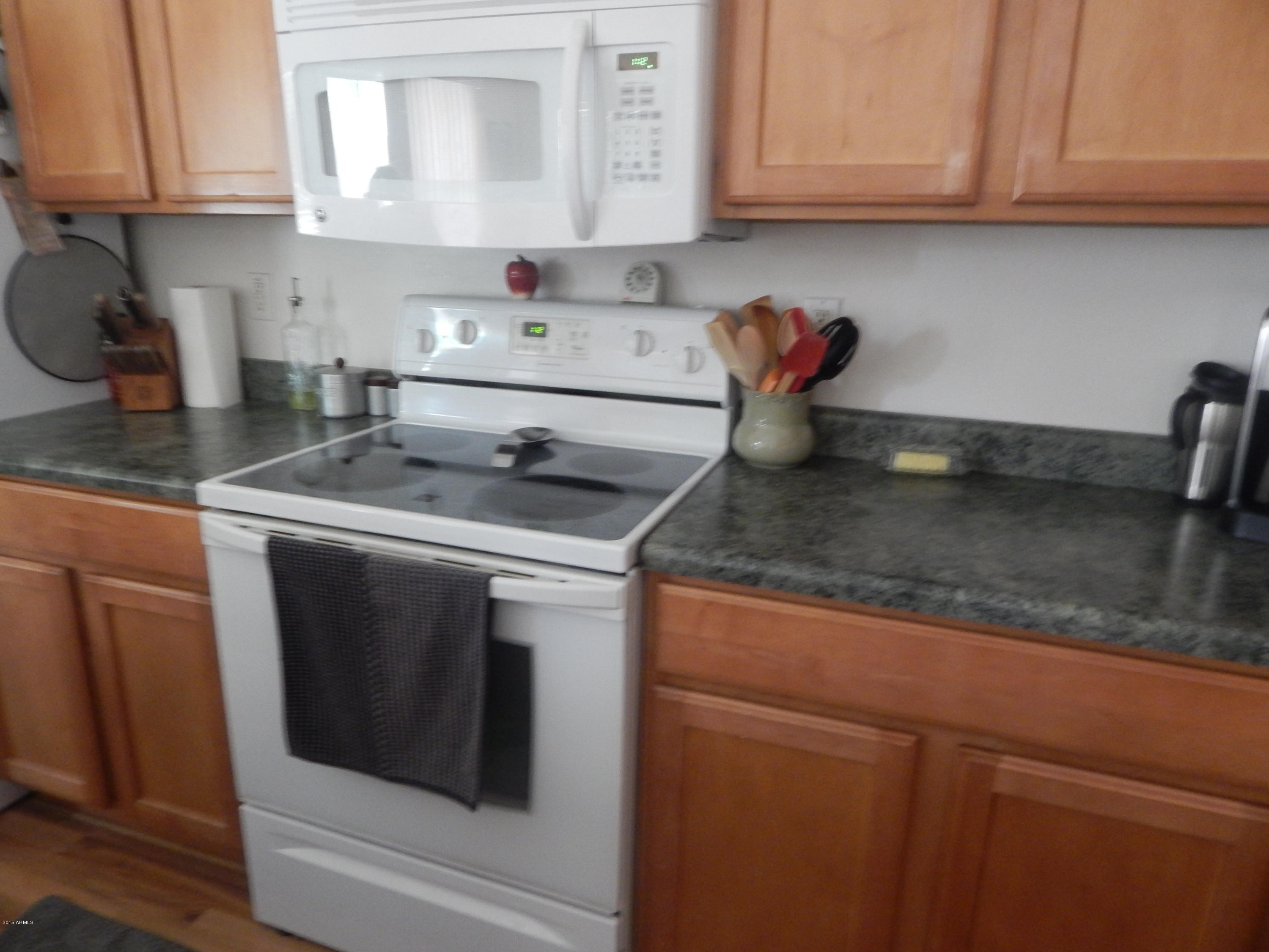 17265 West Apache Street Goodyear, AZ 85338 - Photo 10 of 21 DSCN4309