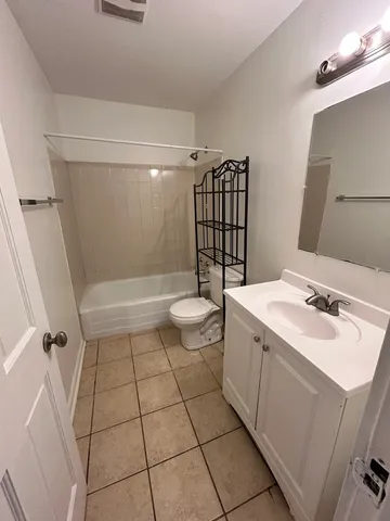 $1,900 | 1436 Forest Place, Calumet City, IL 60409