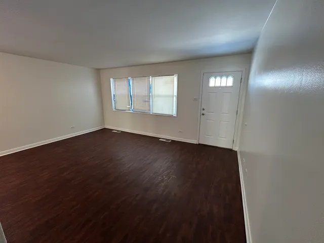 $1,900 | 1436 Forest Place, Calumet City, IL 60409