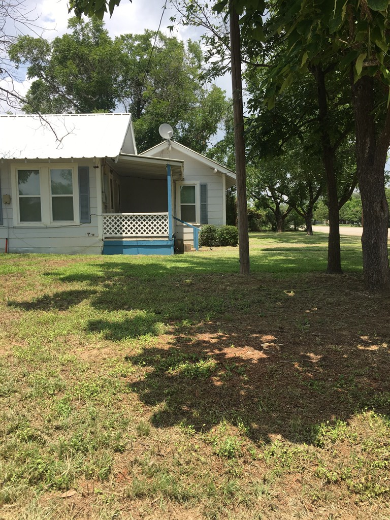 5503 Crew Avenue Rochelle, TX 76872 - Photo 19 of 21 Gallery Image 19