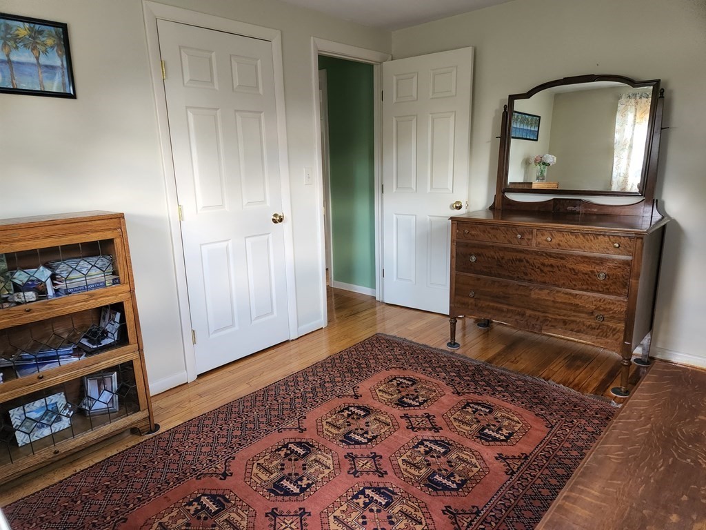 81 Bemis Road Holyoke, MA 01040 - Photo 18 of 37