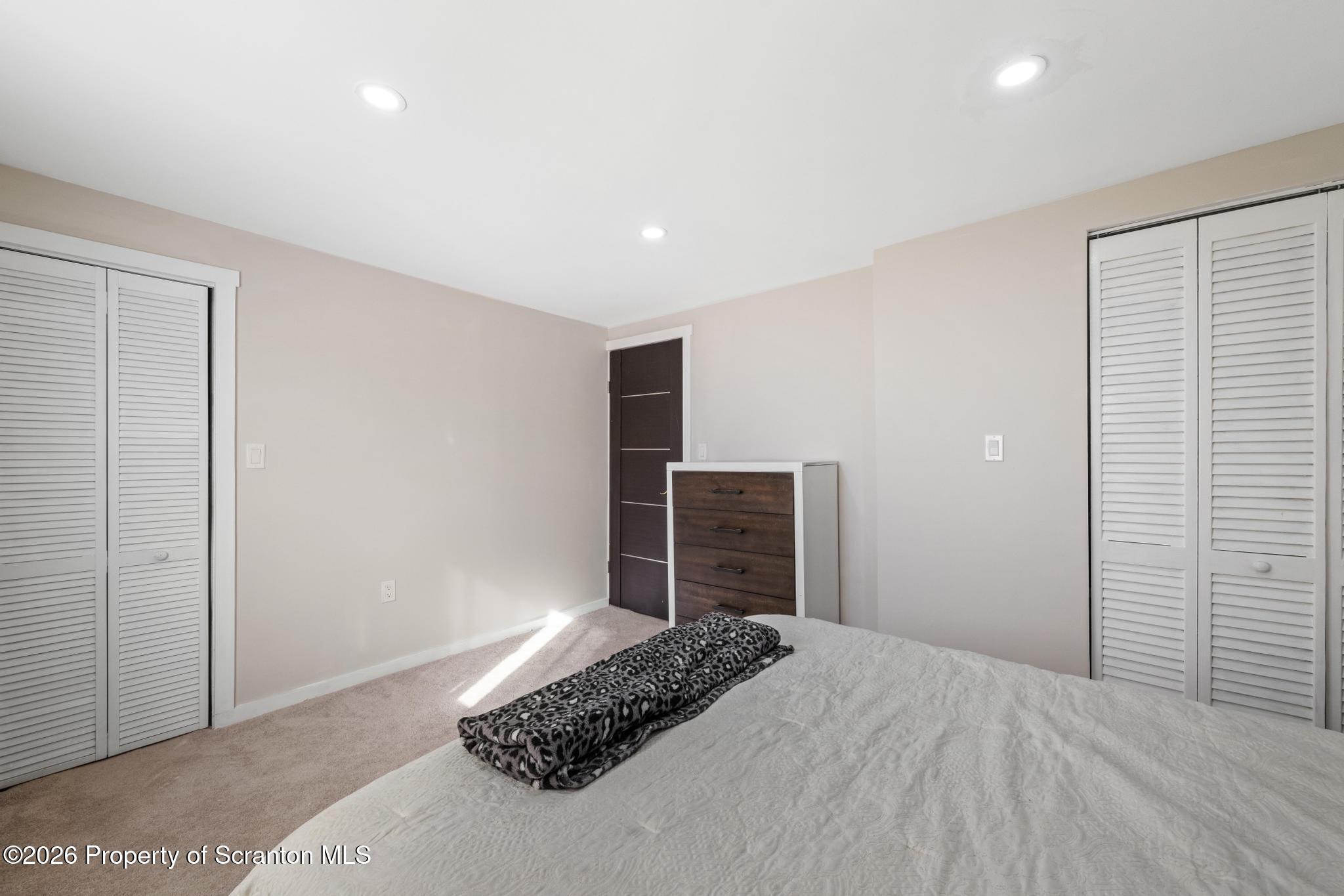194 Charles Street Scranton, PA 18508 - Photo 13 of 44 DSC_5537