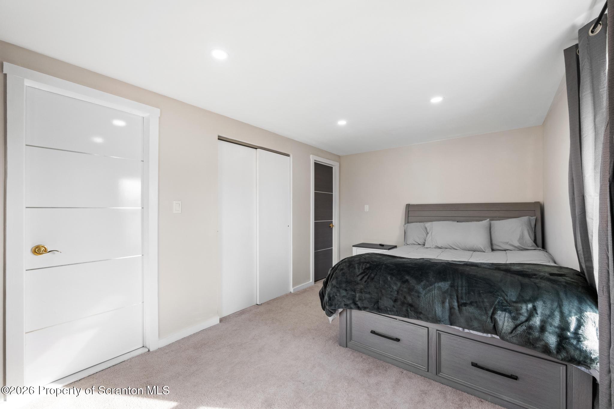 194 Charles Street Scranton, PA 18508 - Photo 16 of 44 DSC_5582
