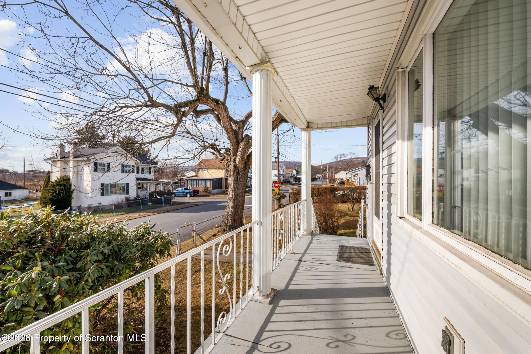194 Charles Street Scranton, PA 18508 - Photo 21 of 44 DSC_5652