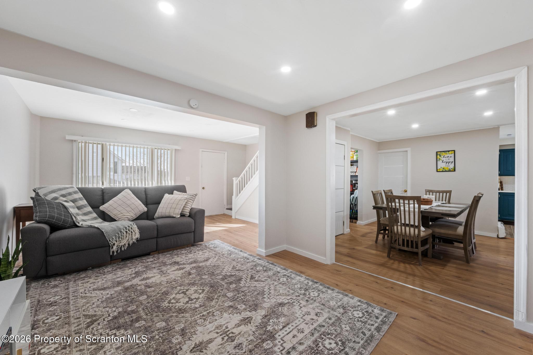 194 Charles Street Scranton, PA 18508 - Photo 9 of 44 DSC_5427